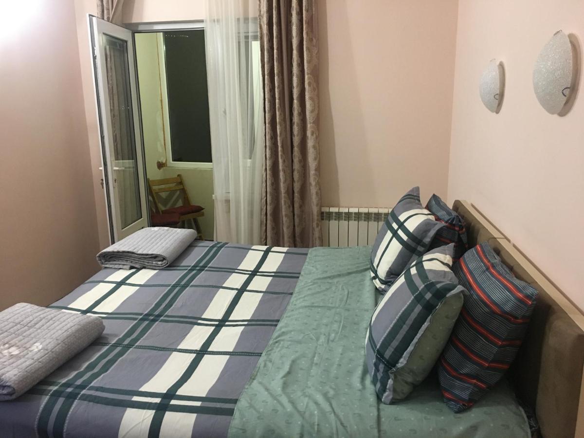 Cozy & Sweet Home Tbilisi Bagian luar foto
